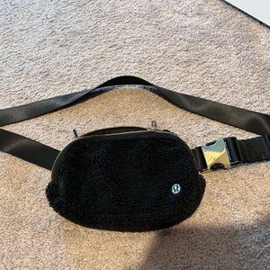 Fleece Lululemon belt bag